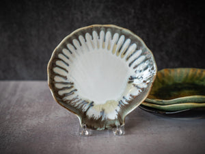 Shell Plate by Edgecomb Potters